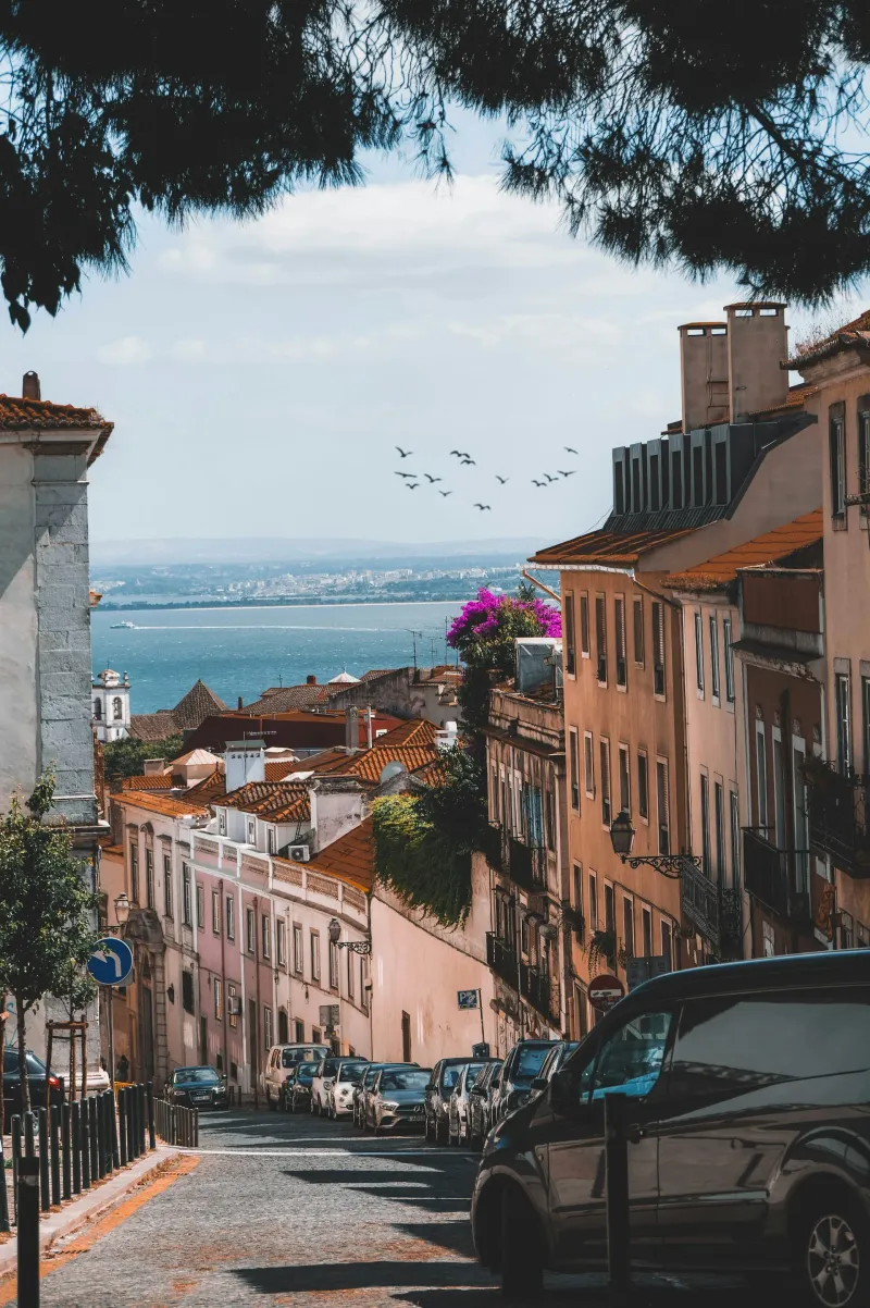 Alfama: History and Traditions