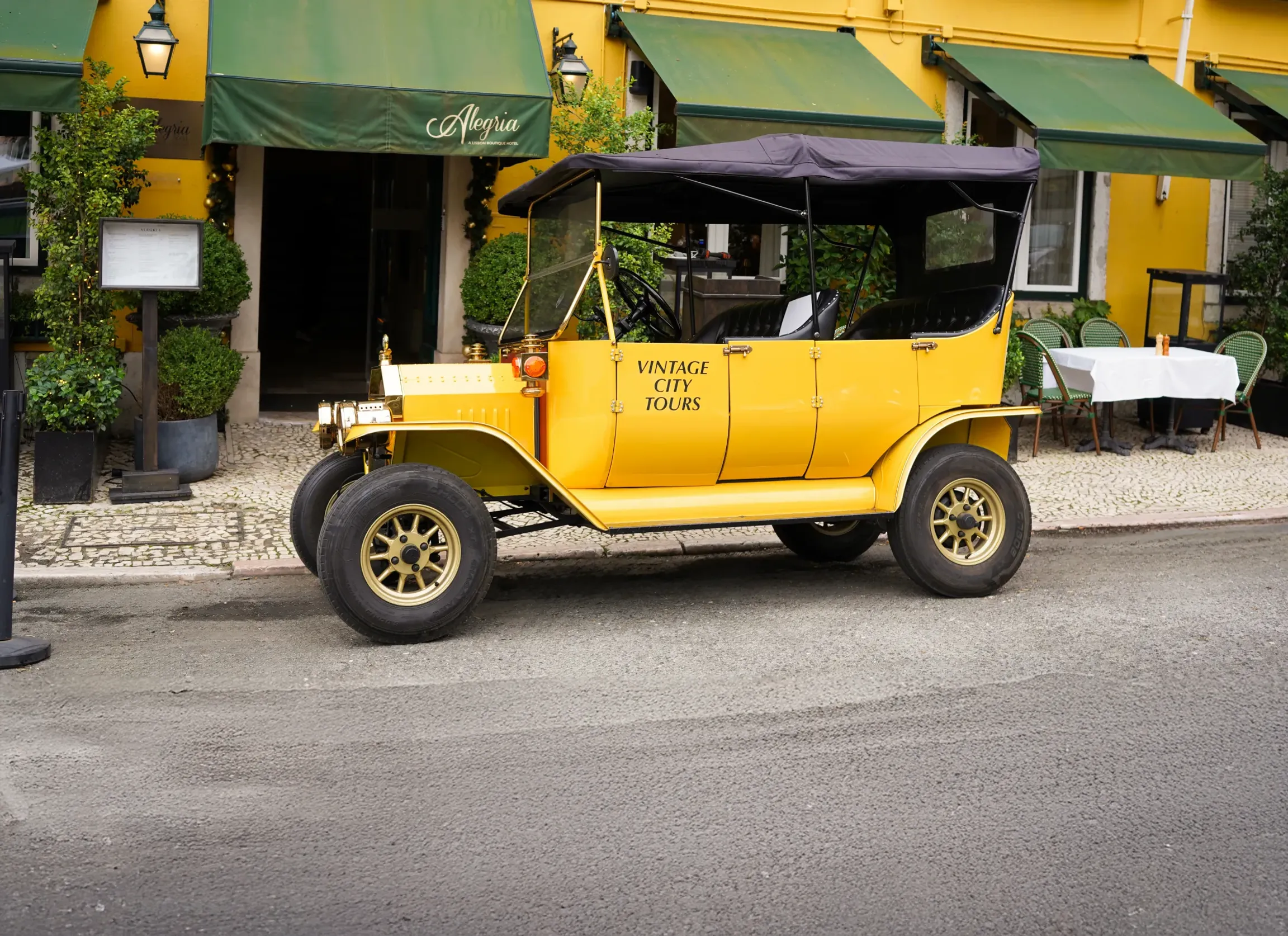 Vintage City Tours Tuk-tuk